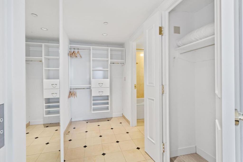 Stylish 2Br 3Ba Cozysuites At Showboat Atlantic City Exterior photo